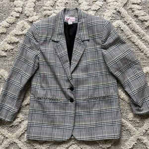 Stripe Blazer With Built In Shoulder Pads Women’s Size 6